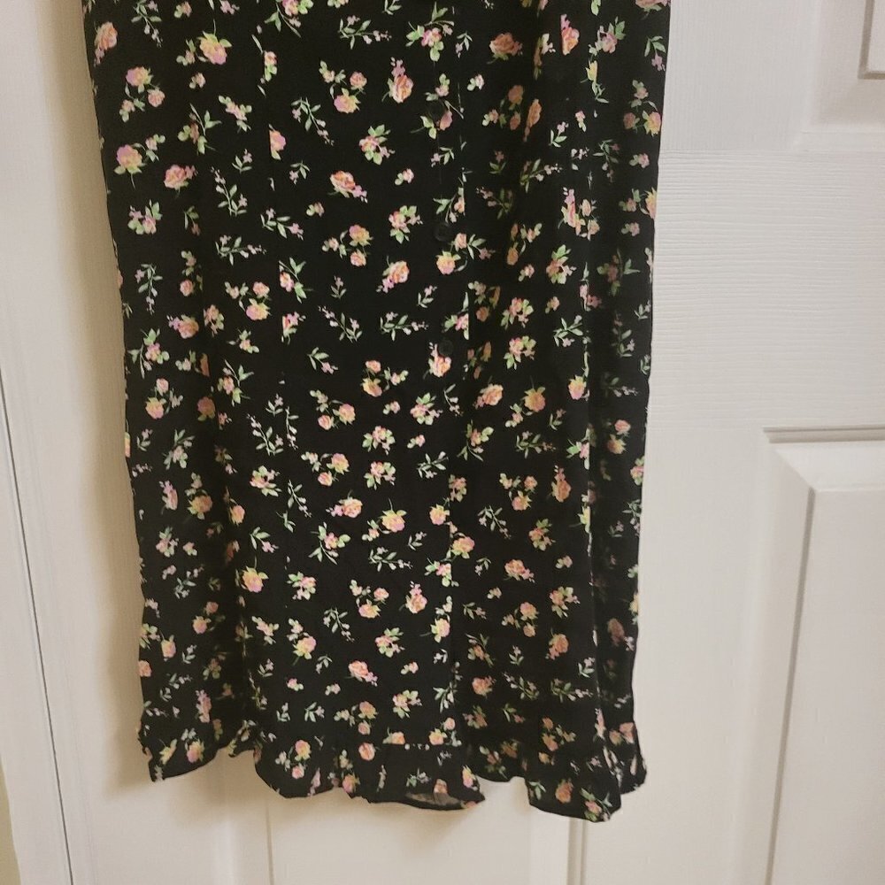 BP Romper Playsuit Black Floral V Neck Sleeveless Rayon Short Size Small NWT - Picture 5 of 10